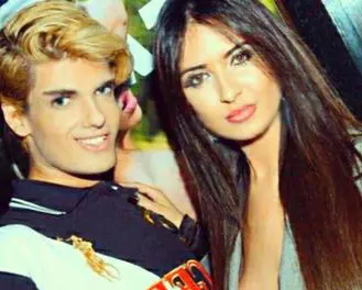Celso junto a su novia Jennifer Pamplona Instagram