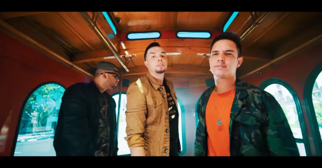 Kike Pavón - Ganas de Vivir Remix ft. Alex Zurdo y Manny Montes Video Oficial - Música Cristiana - Emisora Juvenil
