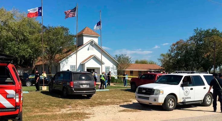 Tiroteo en Iglesia de Texas - hombre entra disparando a los fieles - Noticias Cristianas - Emisora Juvenil